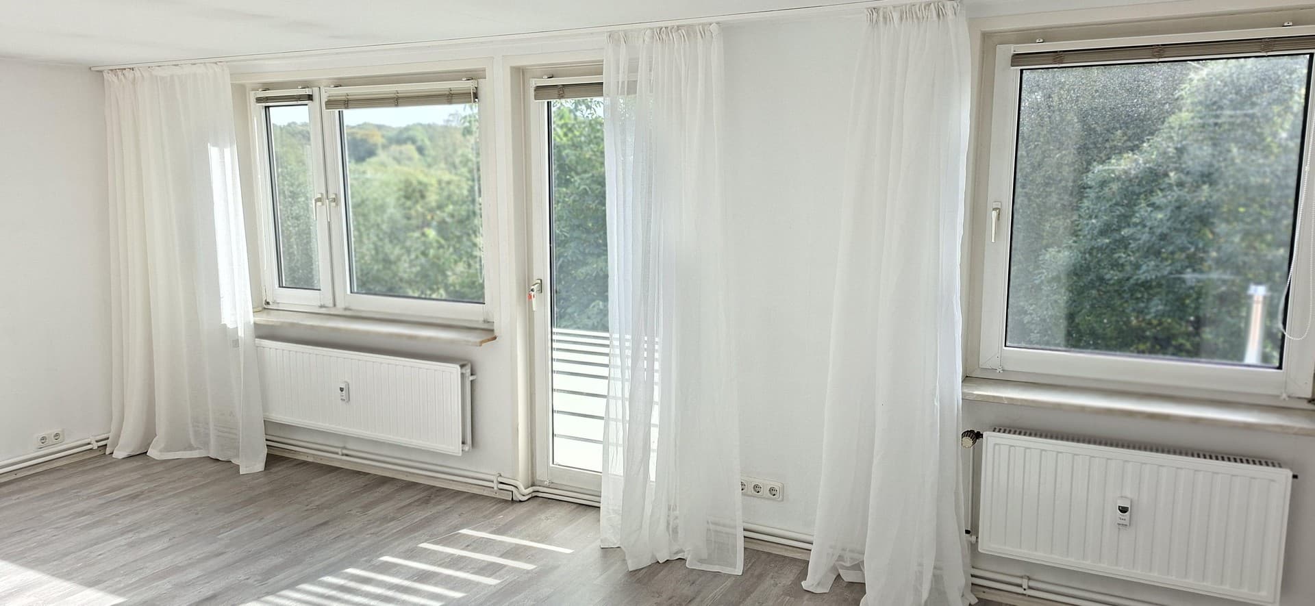 Gemütliche 3-Zimmer-Dachgeschosswohnung mit eigenem Garten in Oelixdorf bei Itzehoe