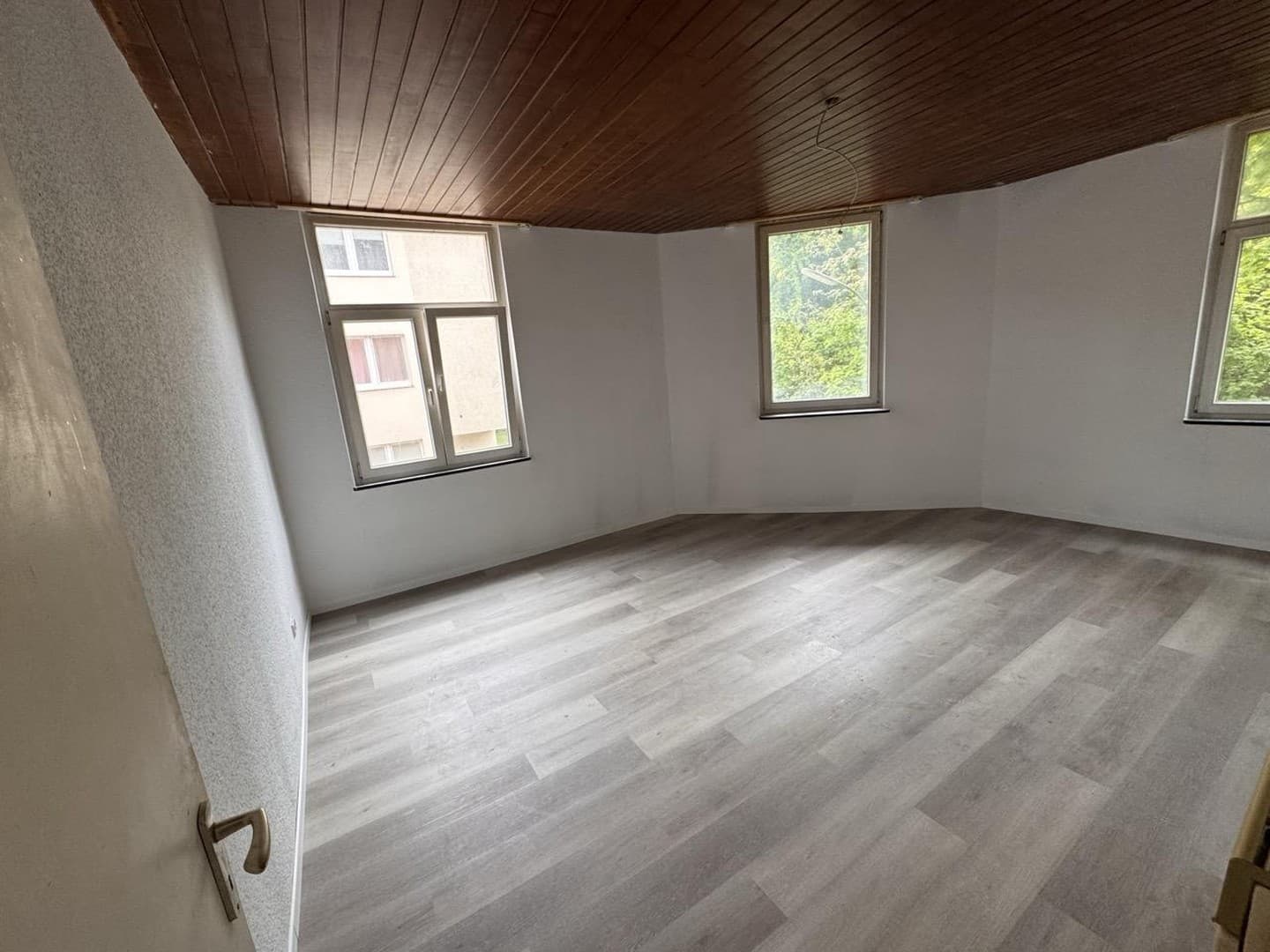 Helle 3-Zimmer-Wohnung mit Einbauküche und Keller in Pforzheim