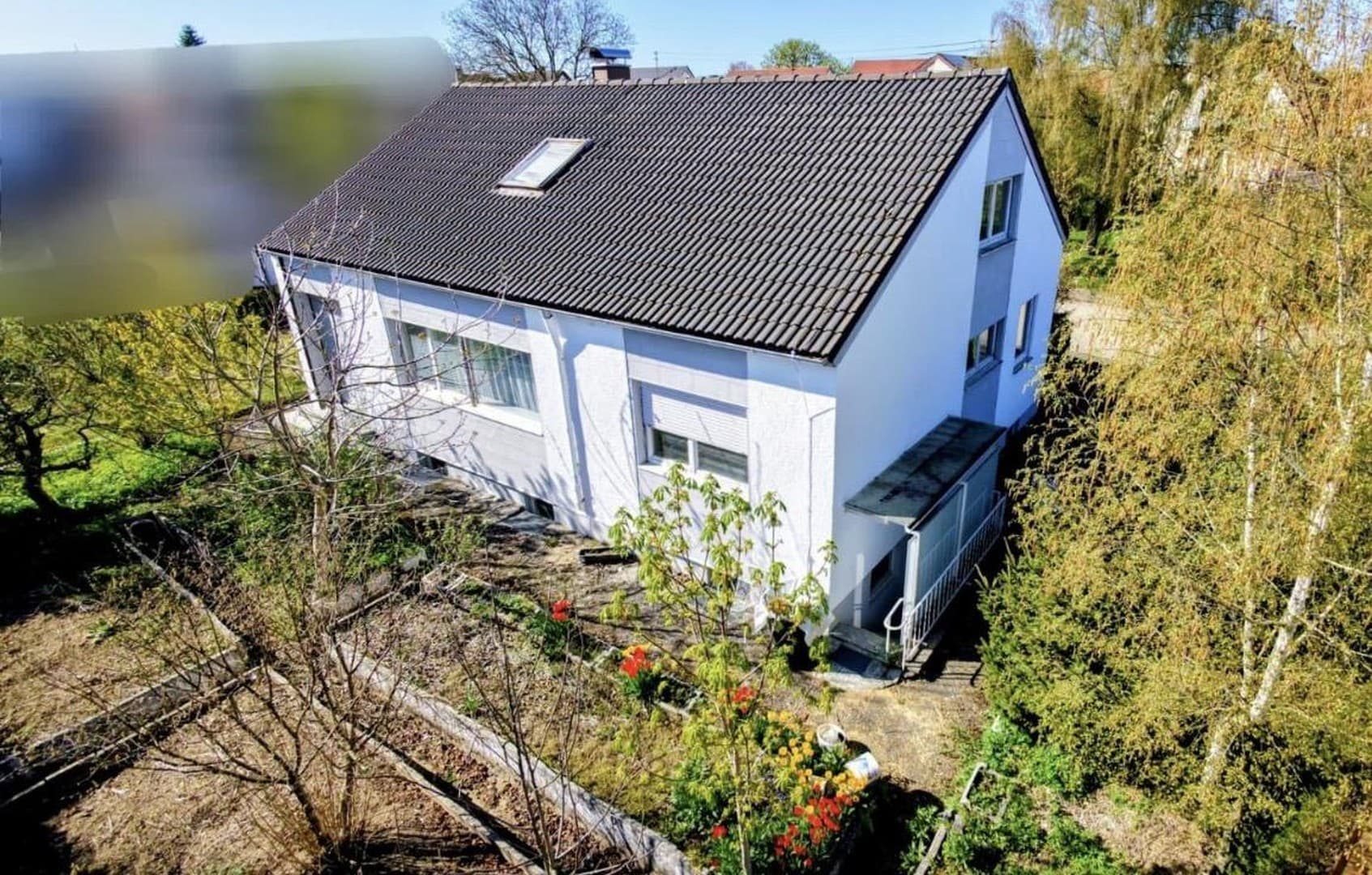 Freistehendes Einfamilienhaus