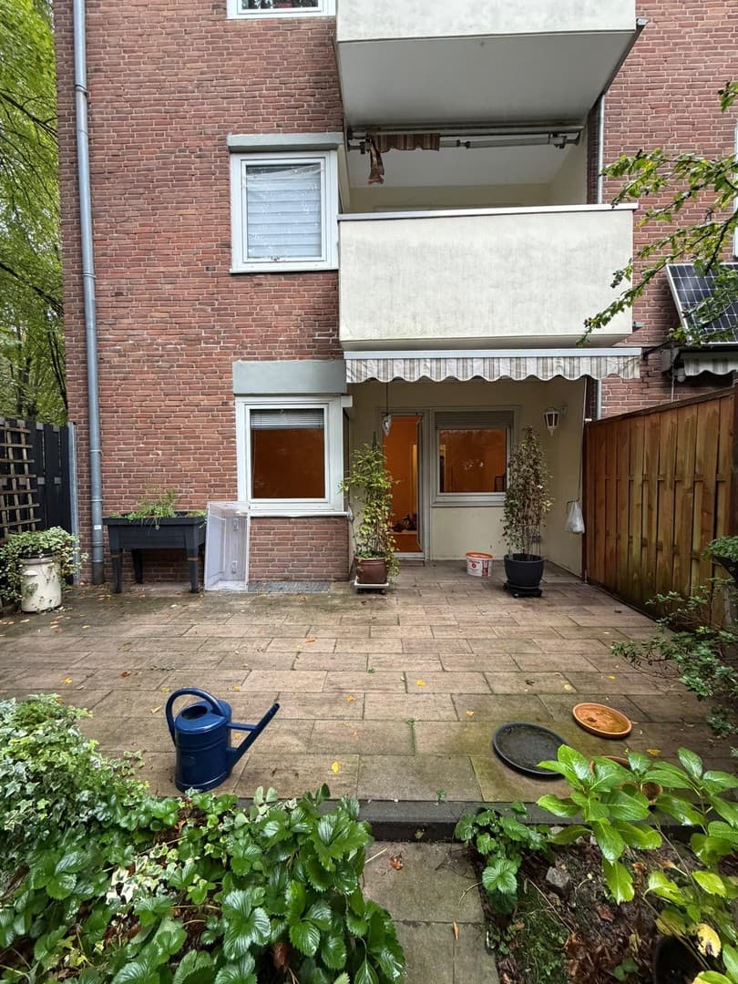 S-Bahn nähe 2-Zi-EG-Wohnung mit eigenen Garten, Balkon & EBK | Erste Einzug nach Renovierung