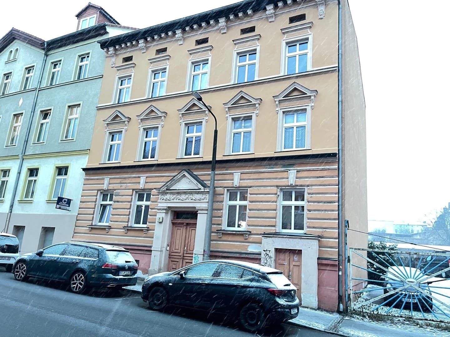 Frisch sanierte 2-Raum Wohnung in TOP Lage