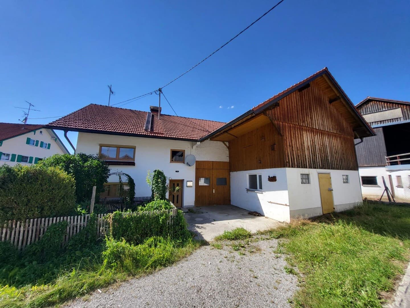 Glück im Allgäu: Schickes Einfamilienhaus in ruhiger Lage inklusive Werkstatt