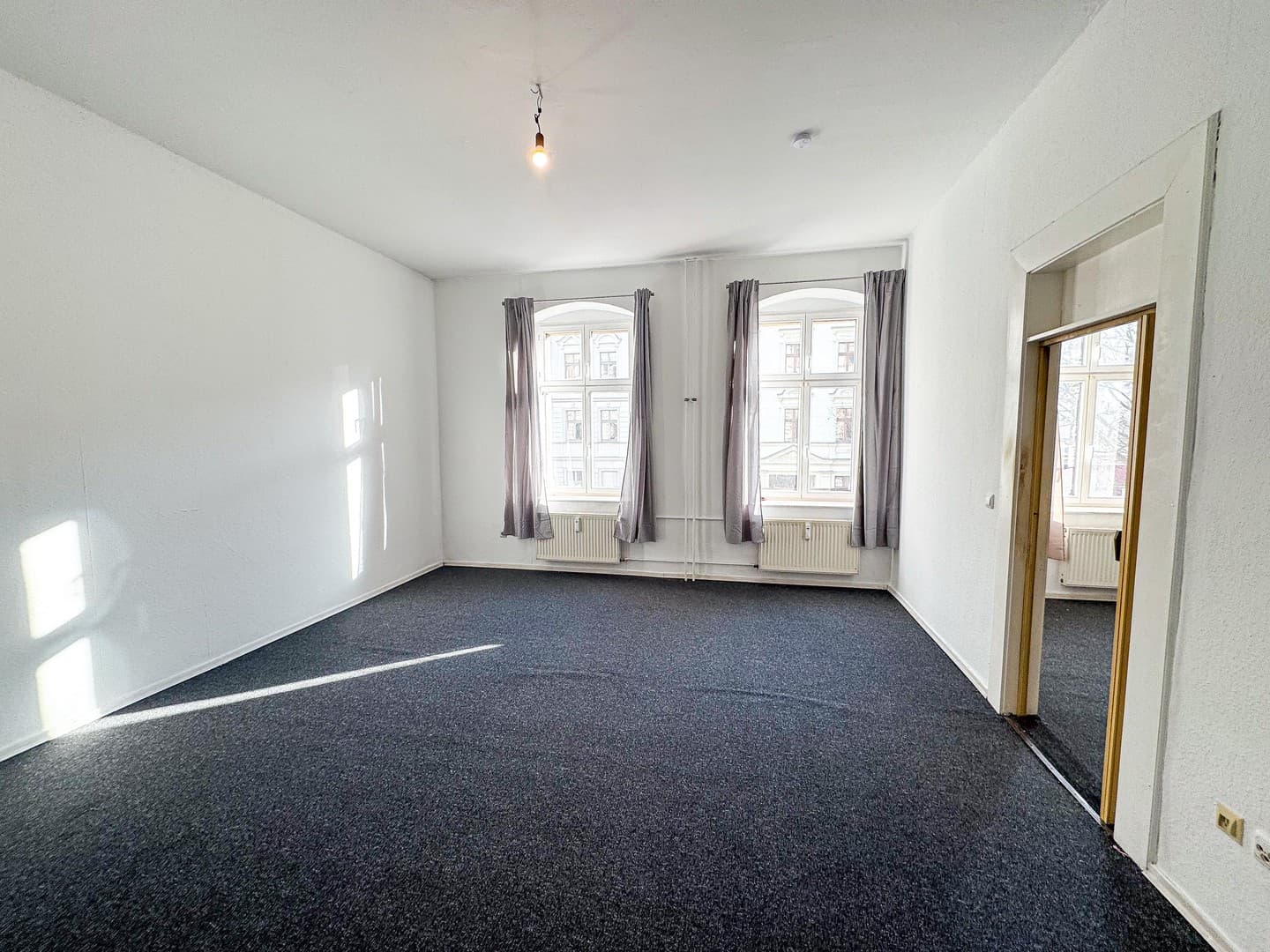 Geräumige 2 Zimmer Wohnung in Lichtenberg