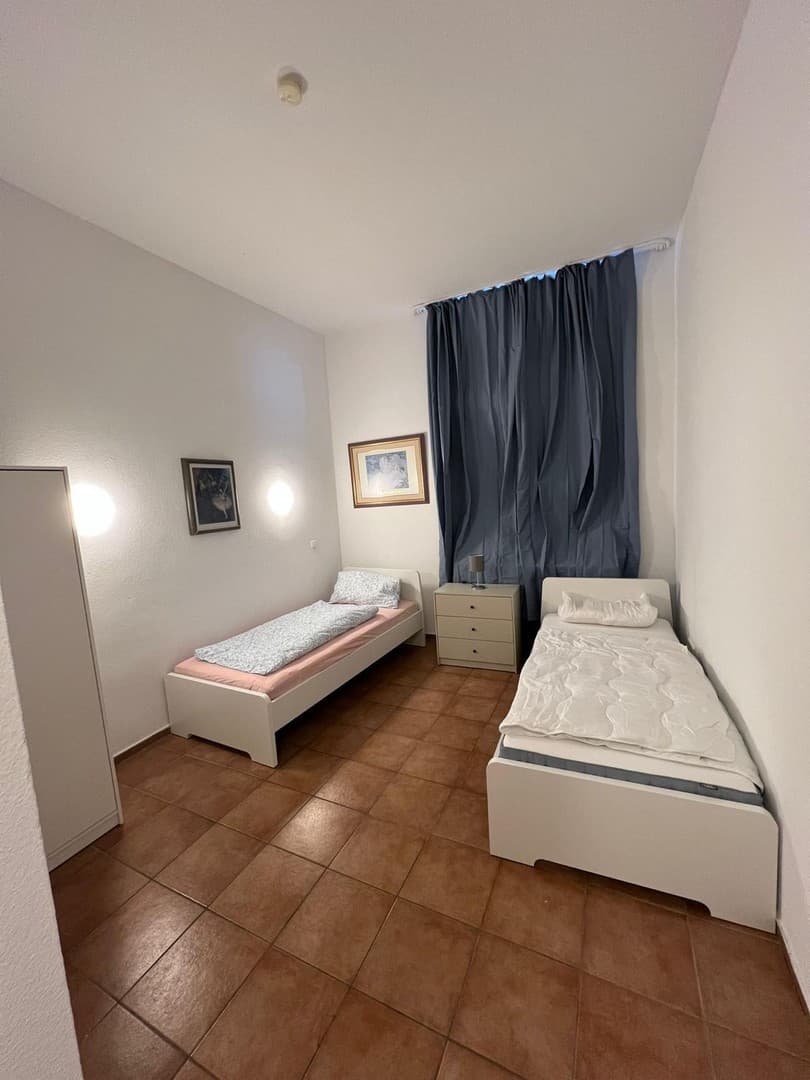 27 Zimmer in Hanau – ideal für Monteure und Mitarbeiter | ca. 20 Zimmer mit eigenem Bad