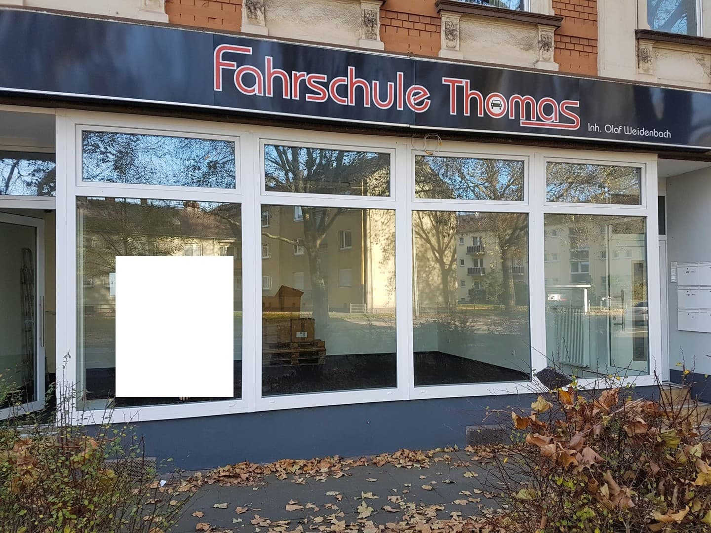 Top sanierte LADEN + WOHNFLÄCHE als Option (1-Zimmer) in Duisburg-Meiderich