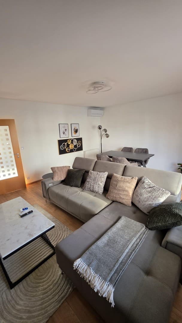 Erstbezug nach Sanierung: Möblierte 2-Zimmer-Wohnung mit Balkon und Klimaanlage, Ludwigshafen