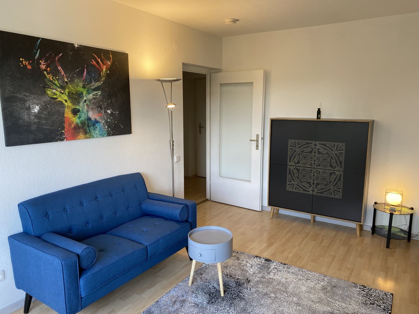Sonnige, 1-Zimmerwohnung möbliert, mit Balkon 4.OG ohne Lift!