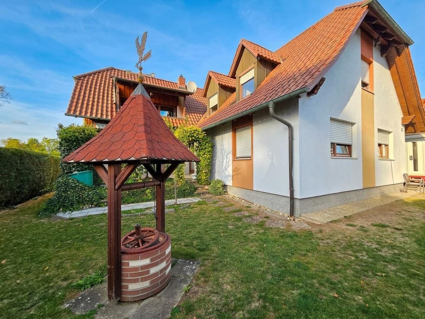 Großes 1.101 m² Grundstück mit Zweifamilienhaus in Abensberg – Provisionsfrei