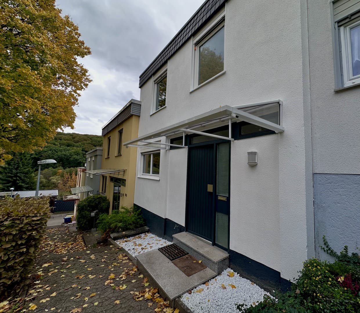 Freundliches helles Wohnambiente, Garten – ein Zuhause zum Wohlfühlen!
