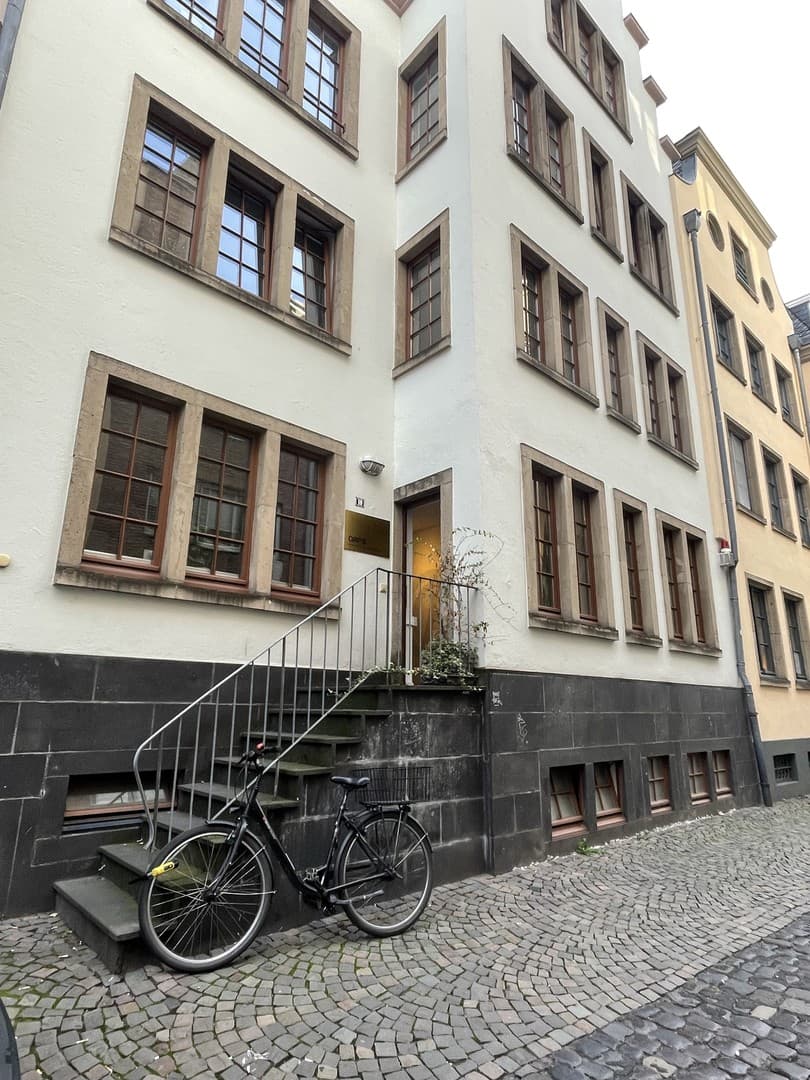 Repräsentatives Altstadtbüro am Heumarkt – 125 m², Hochparterre, Rheinblick, Marmorböden