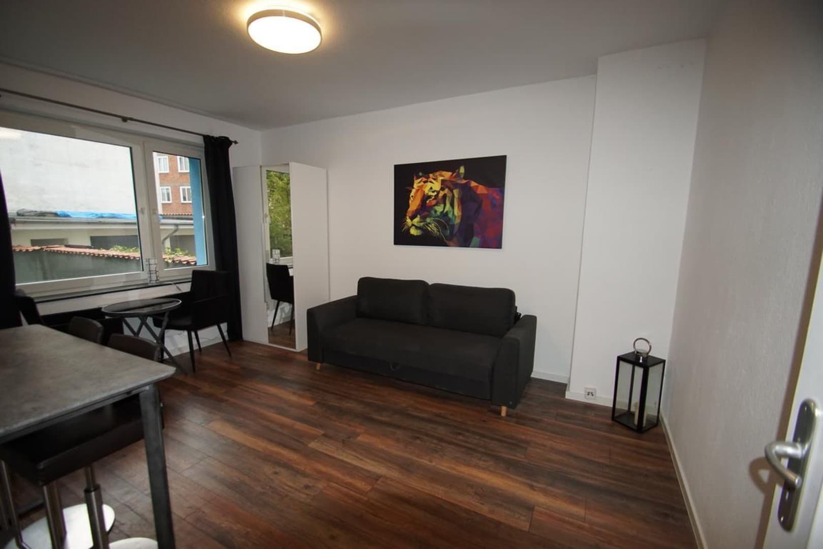 Möblierte und frisch sanierte 1-Zimmer-Wohnung in guter Lage zu vermieten