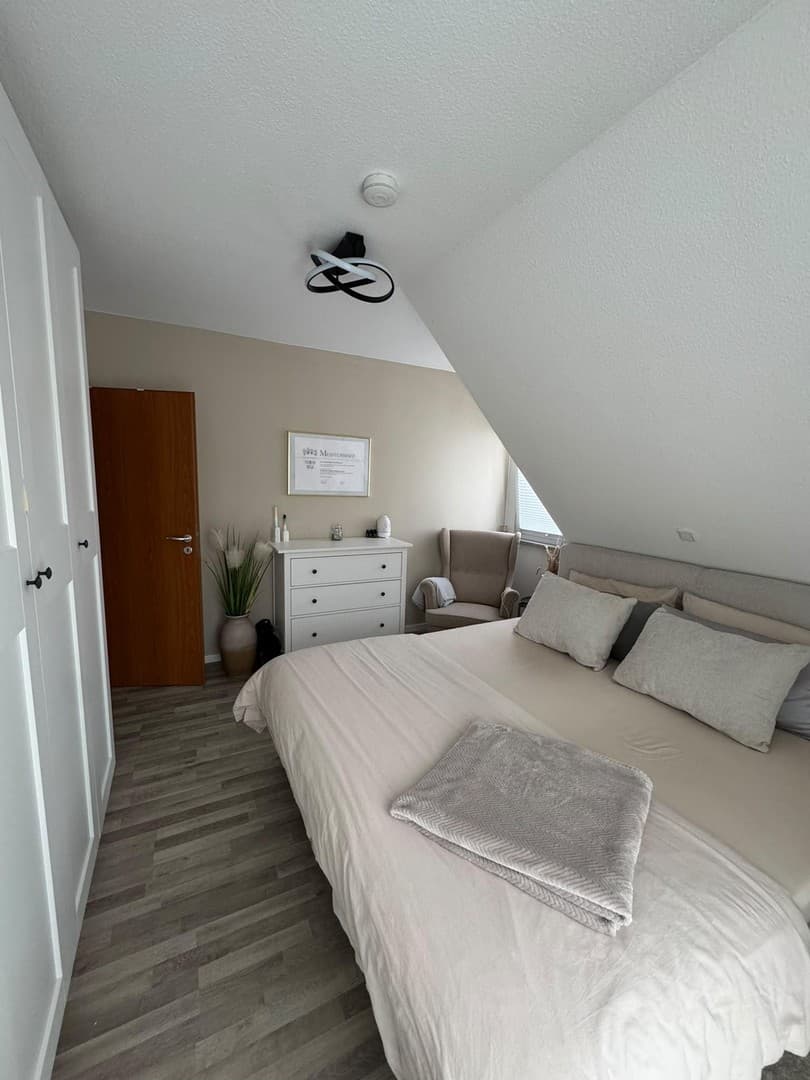 Moderne 3 Zimmer Wohnung inklusive Aufzug in Diepersdorf