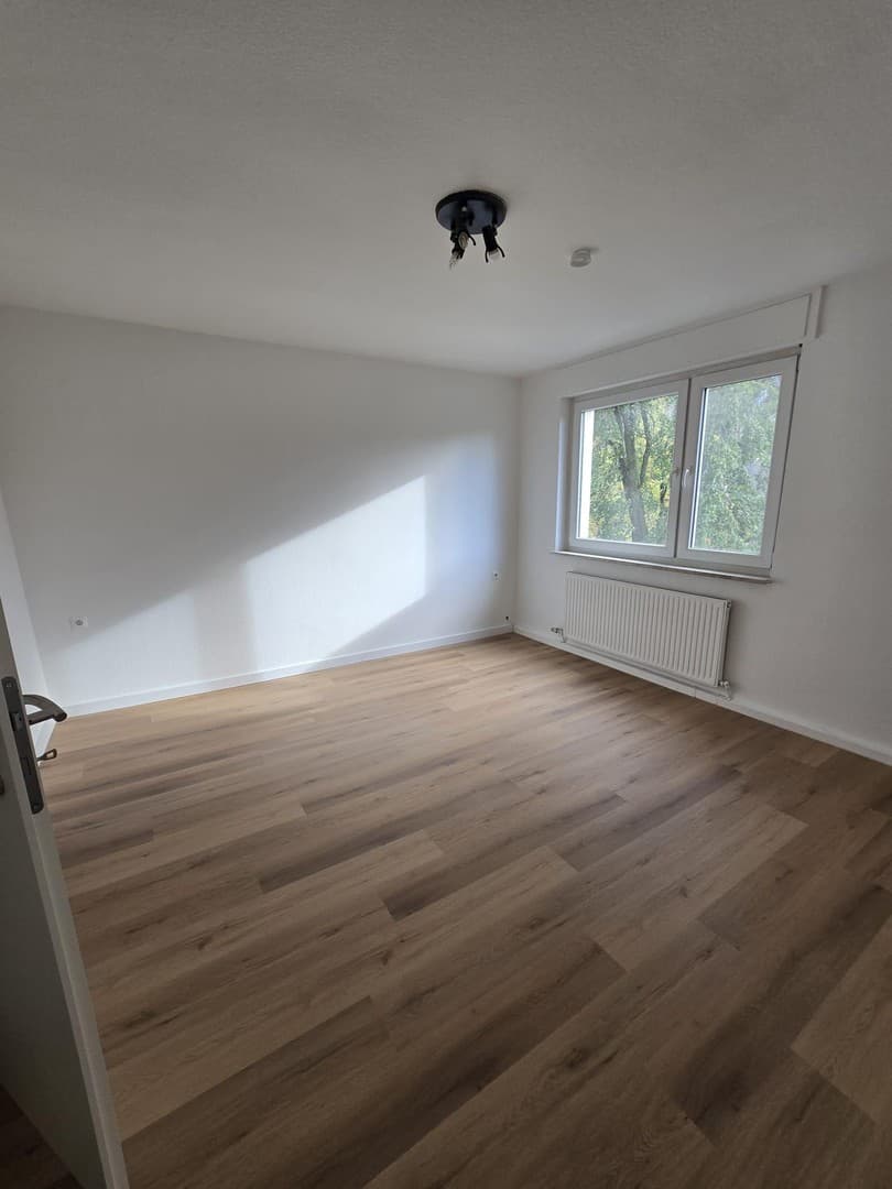 Für WG, Paare oder Familien: Sanierte 2-Zimmer-Whg mit Einbauküche in der Südweststadt