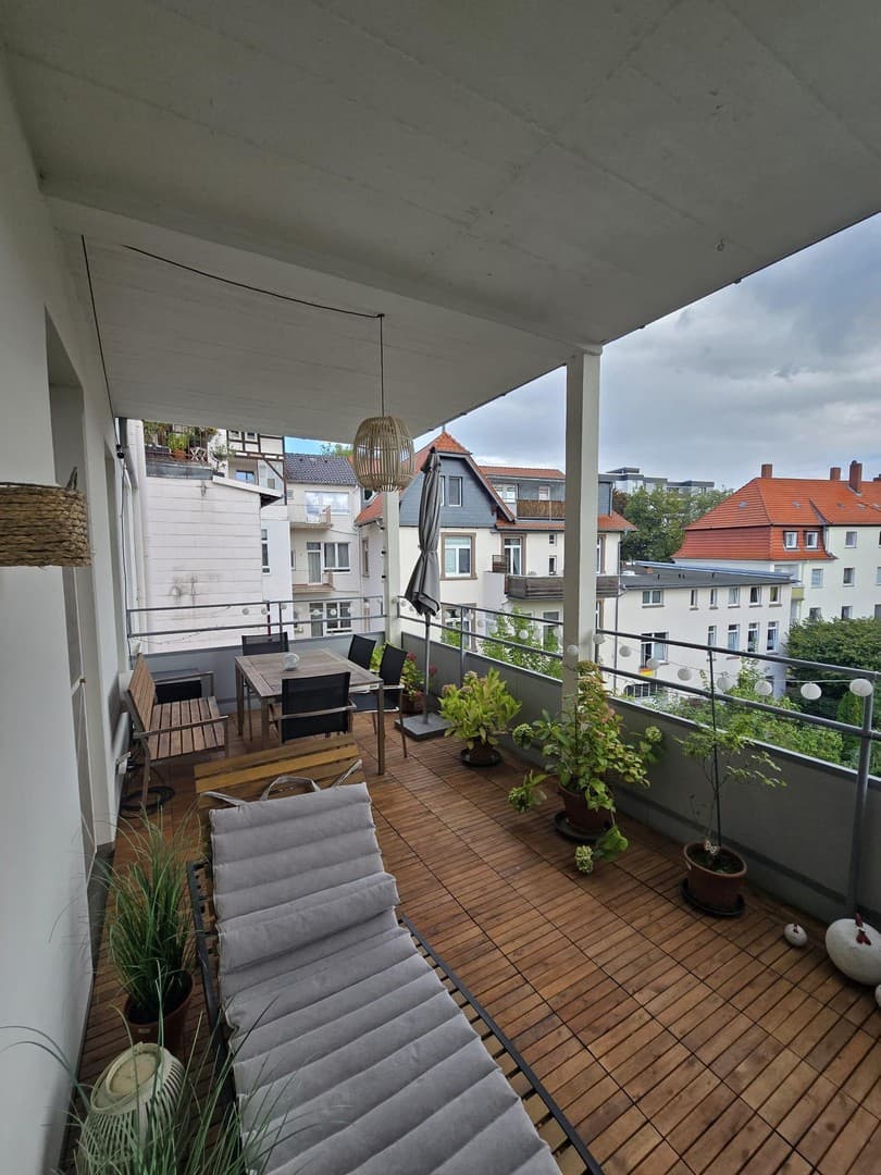 Wohnen mit Geschichte – 165 m² Altbaucharme | 5 Zimmer | ca. 3 m Deckenhöhe | Denkmal