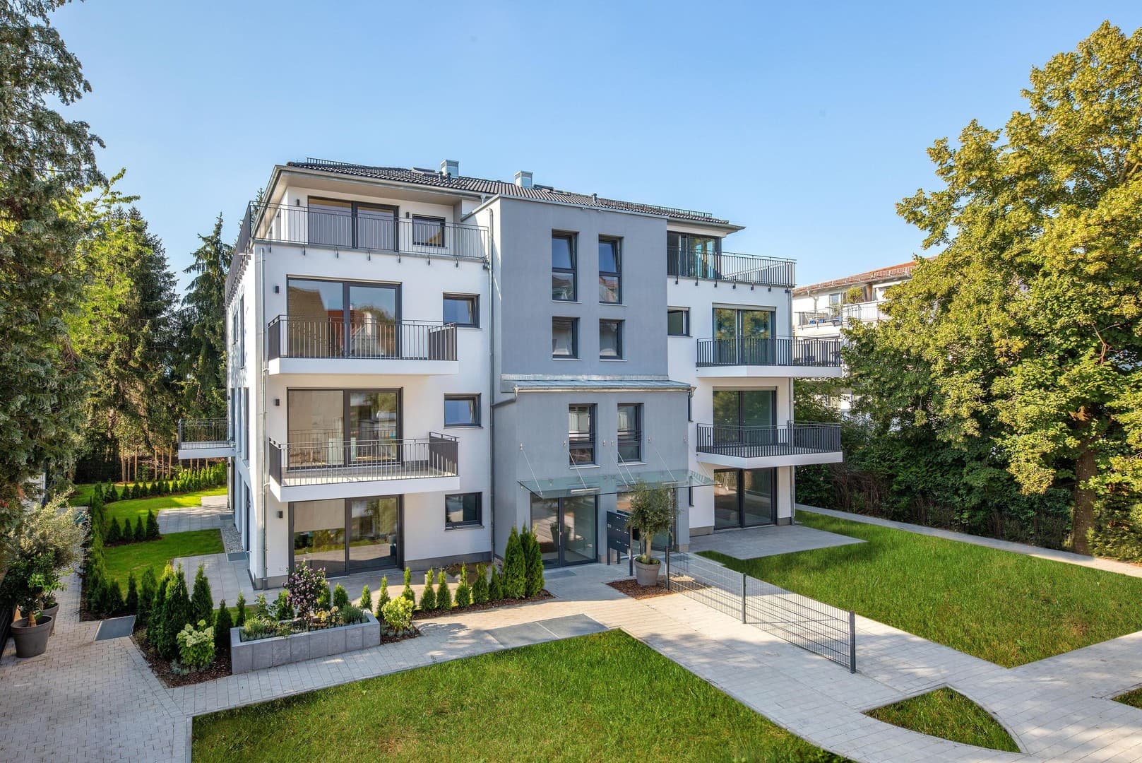 Absolut ruhige Luxuswohnung mit Blick ins Grüne an der U3