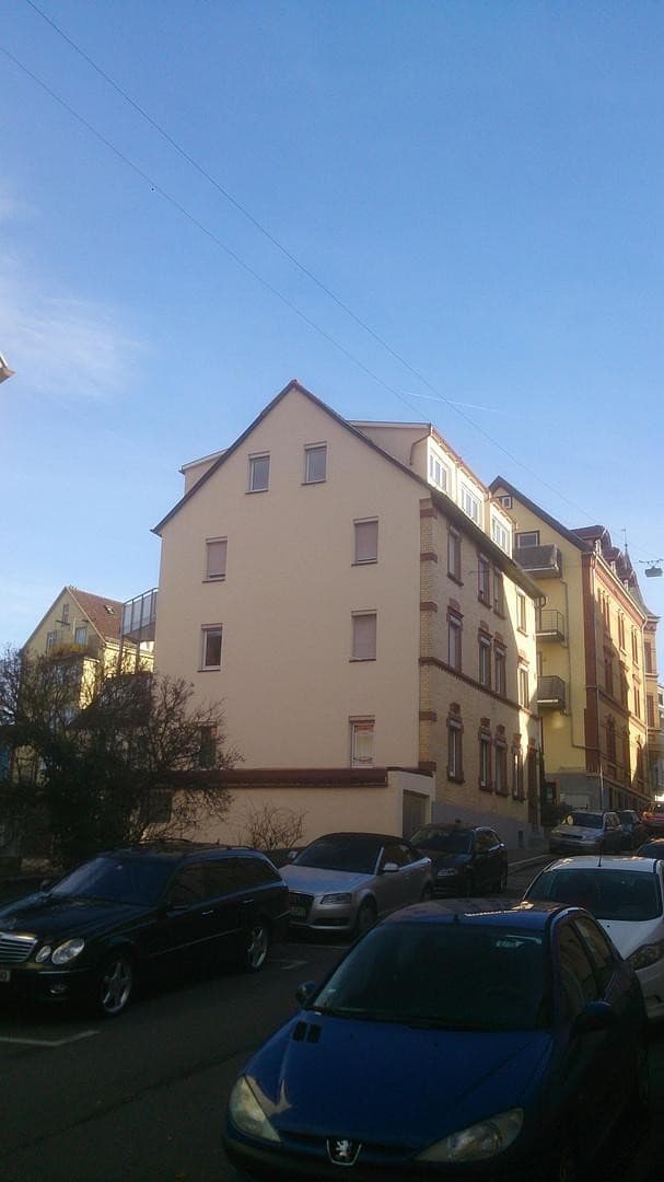 Möbliertes Zimmer mit Balkon- und Küchennutzung in Ludwigsburg