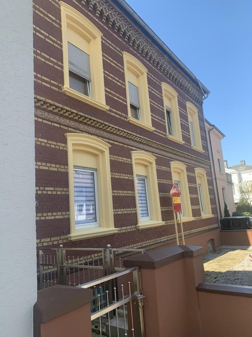 City nah Kernsanierte 3 – Zimmer Wohnung mit Balkon zu vermieten