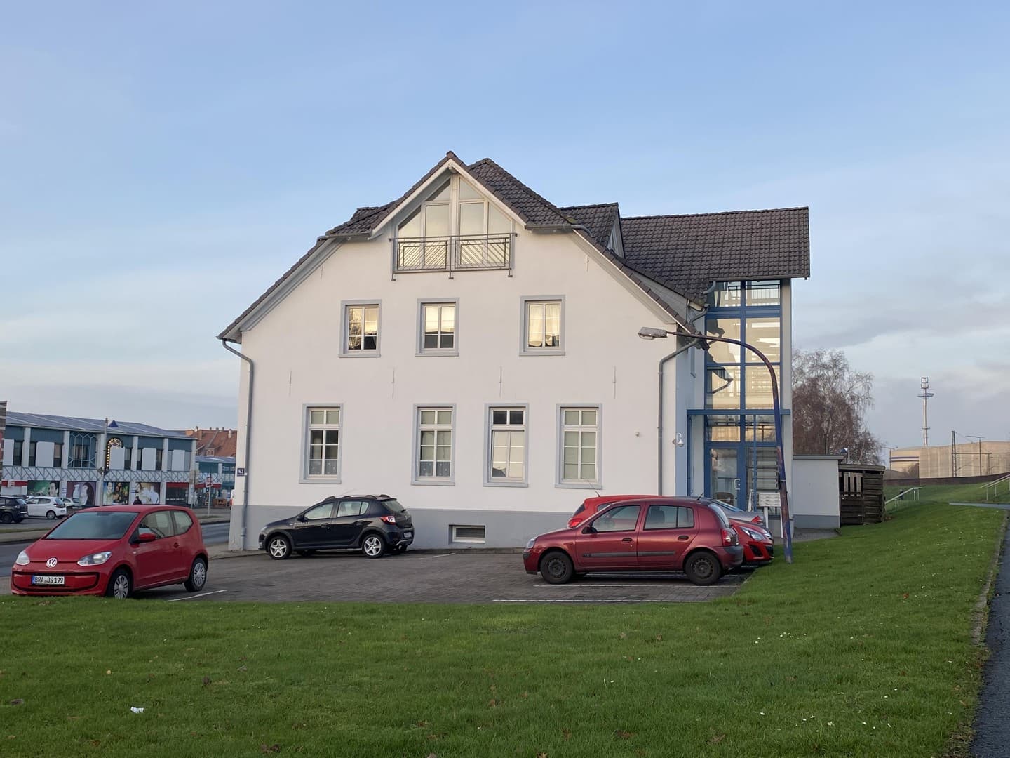 3 Zimmer Dachgeschoß Wohnung zentral in Nordenham