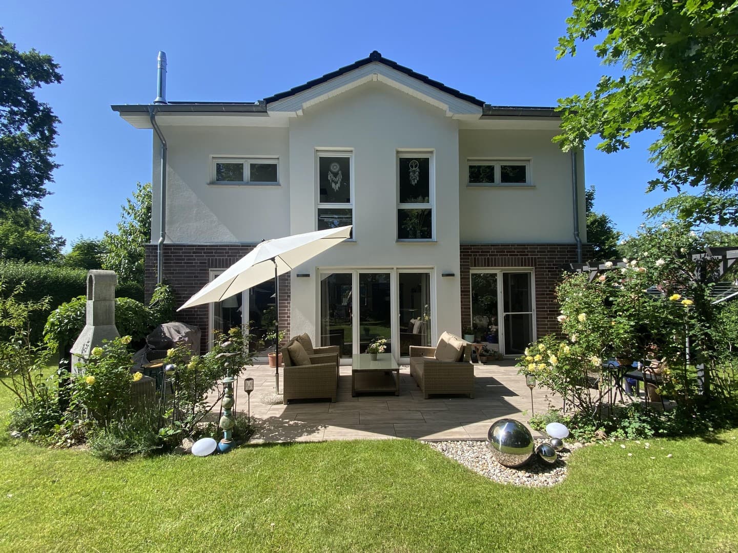 Energieeffiziente Stadtvilla mit parkähnlichem Garten-Familienidyll zwischen Berlin und Potsdam