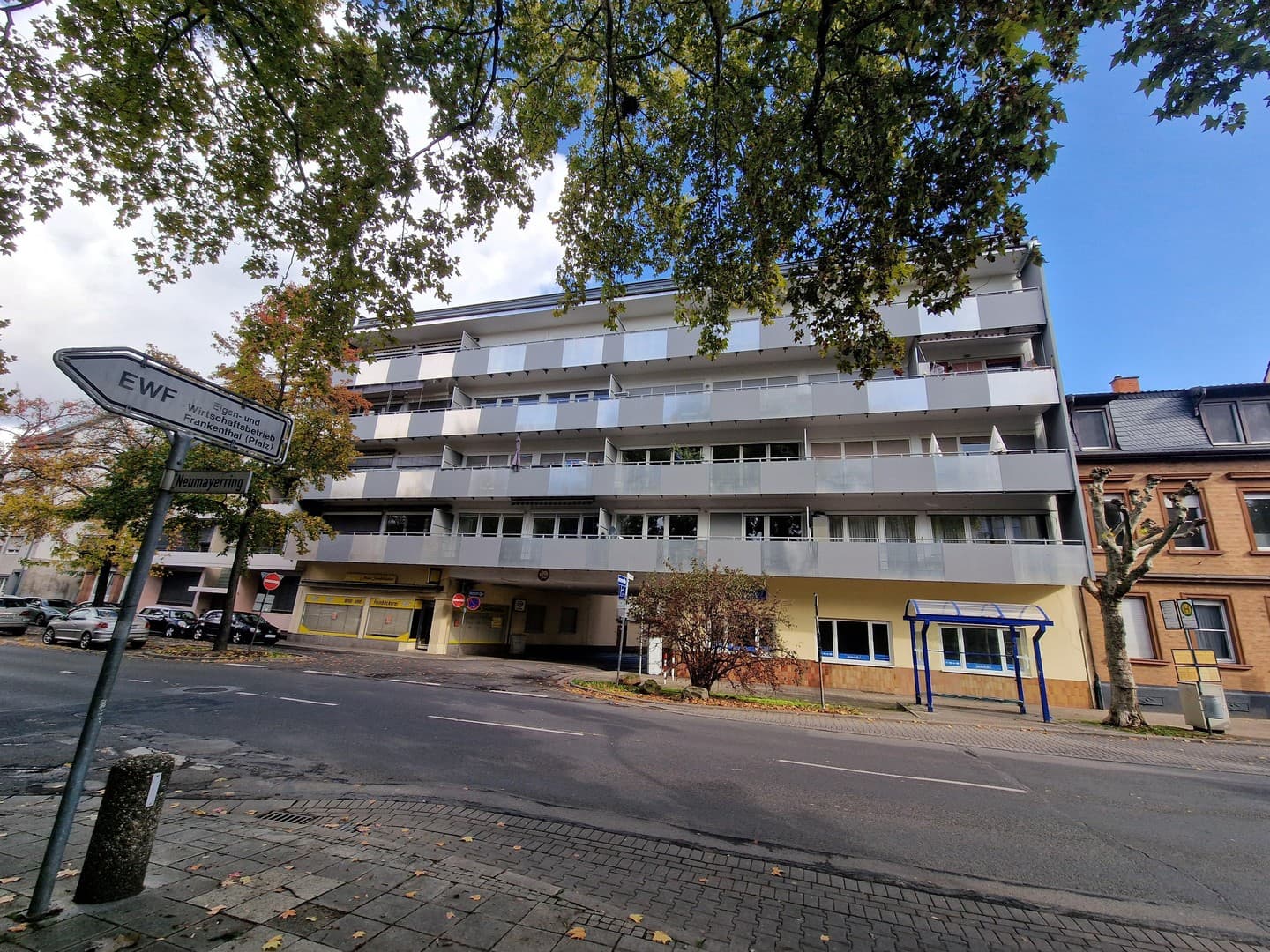Sehr schöne helle 3ZKB in FT-City, zu Fuß alles in der Nähe, Bahnhof, Ärzte, Schule ect.