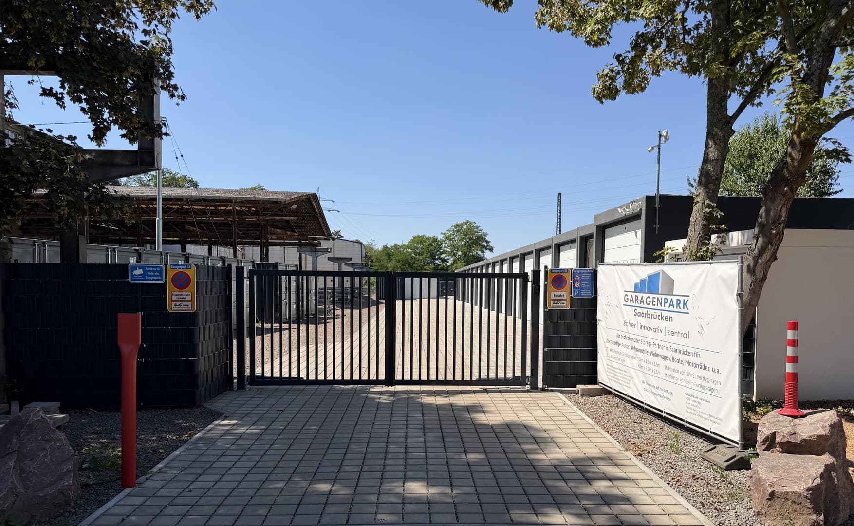 Neue 32 qm Hallen / Großgaragen optional mit Lagercontainer, 300m von AB-Abfahrt SB Gersweiler