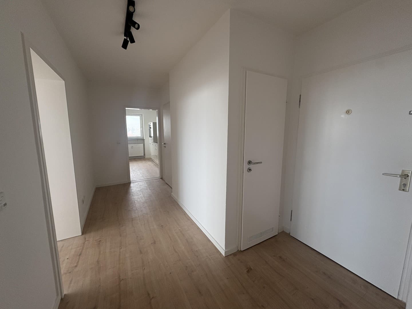 Renovierte 3-Zimmer-Wohnung mit Balkon und Einbauküche in Bamberg (WE31)