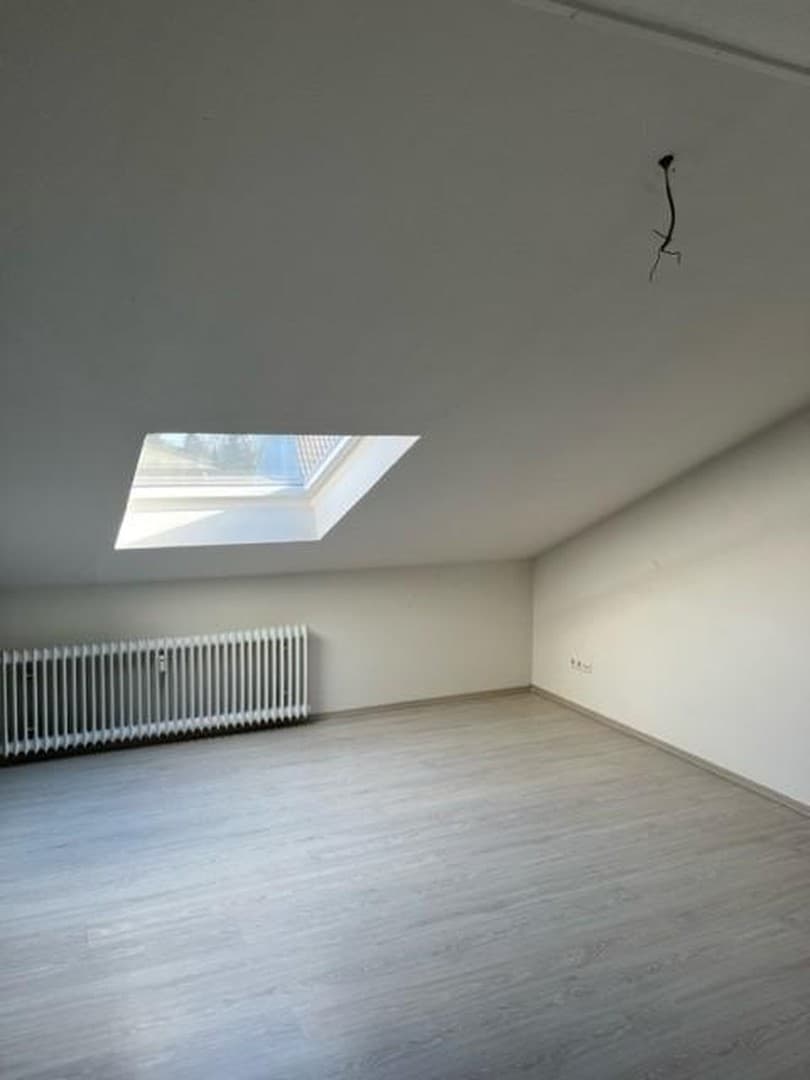 Helle, citynahe Dachgeschoßwohnung in Eschweiler