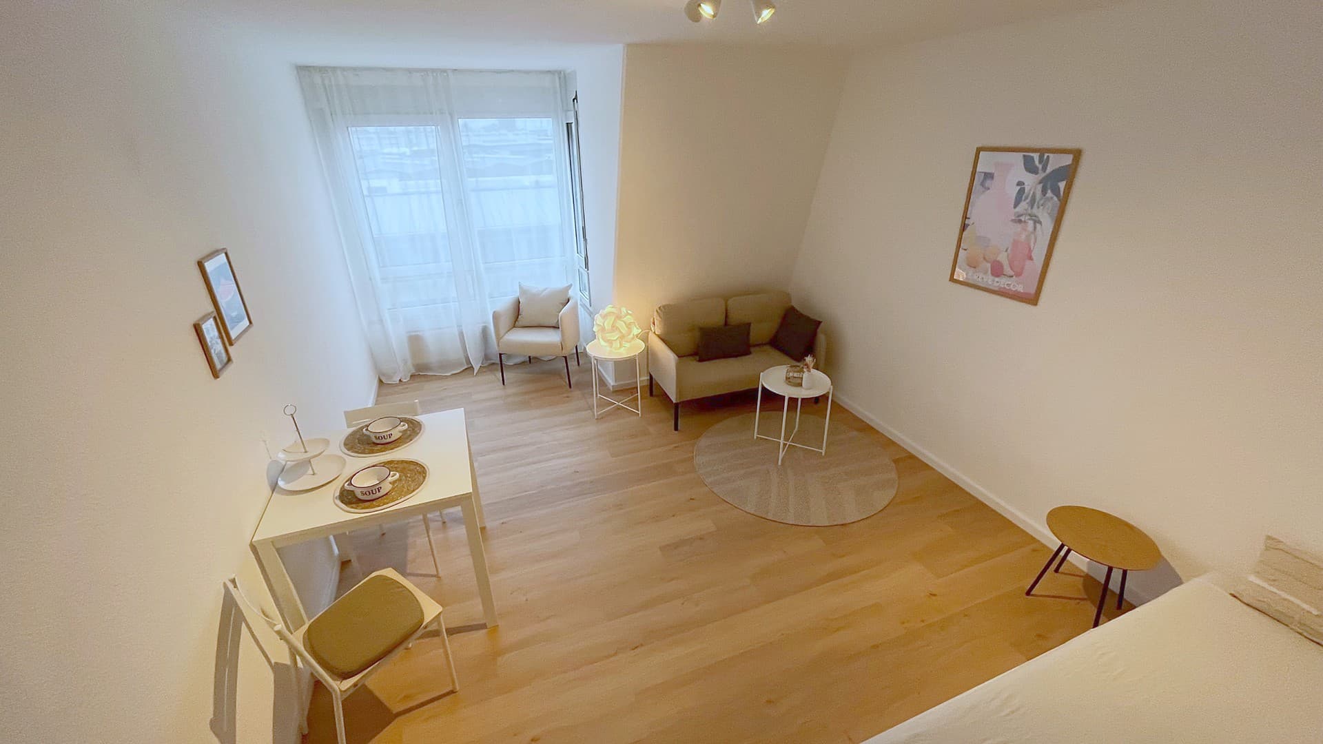 Erstbezug nach Sanierung- Möblierte Wohnung in Uninähe