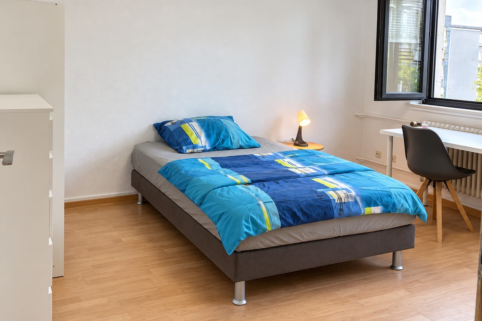 Möbliertes 1-Zimmer-Apartment mit Arbeitsplatz in Karlsruhe-Oststadt