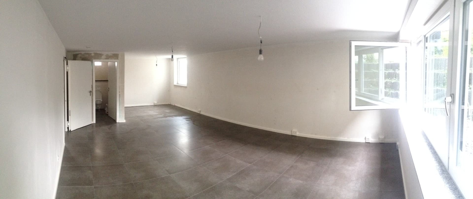 Heller Büro/Hobbyraum (43m²) mit Bad und Anschlüssen für Küche