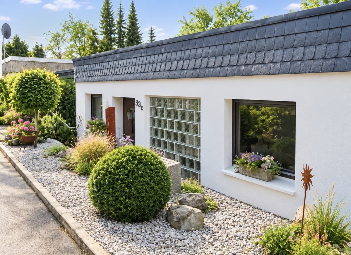 Ein/Zweifamilienhaus in ruhiger Höhenlage von Ennepetal mit unverbauter Fernsicht.