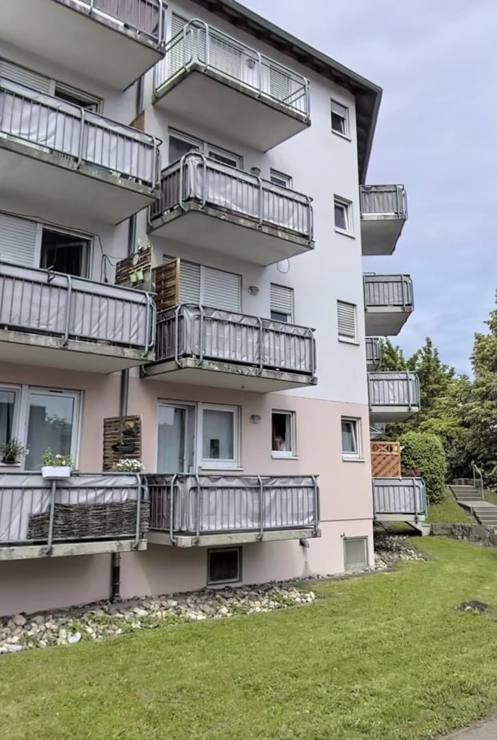 Kapitalanlage - Renoviertes 1-Zimmer-Apartment mit Terrasse, EBK & TG-Stellplatz