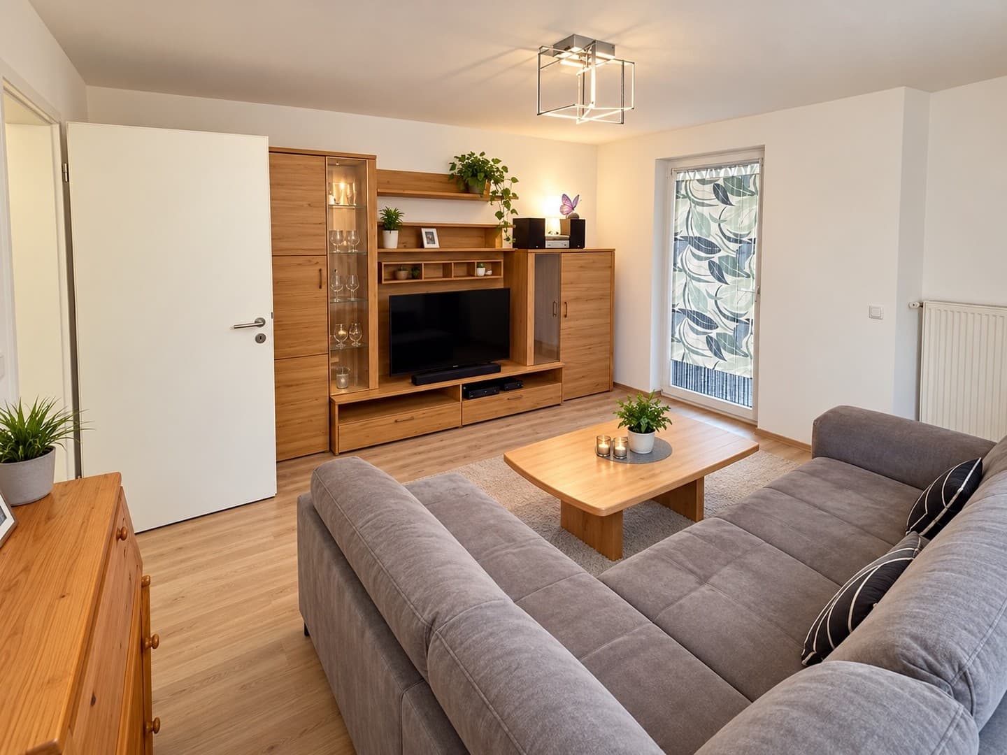 Einladende und sanierte 3-Zimmer-Wohnung im ersten Obergeschoß