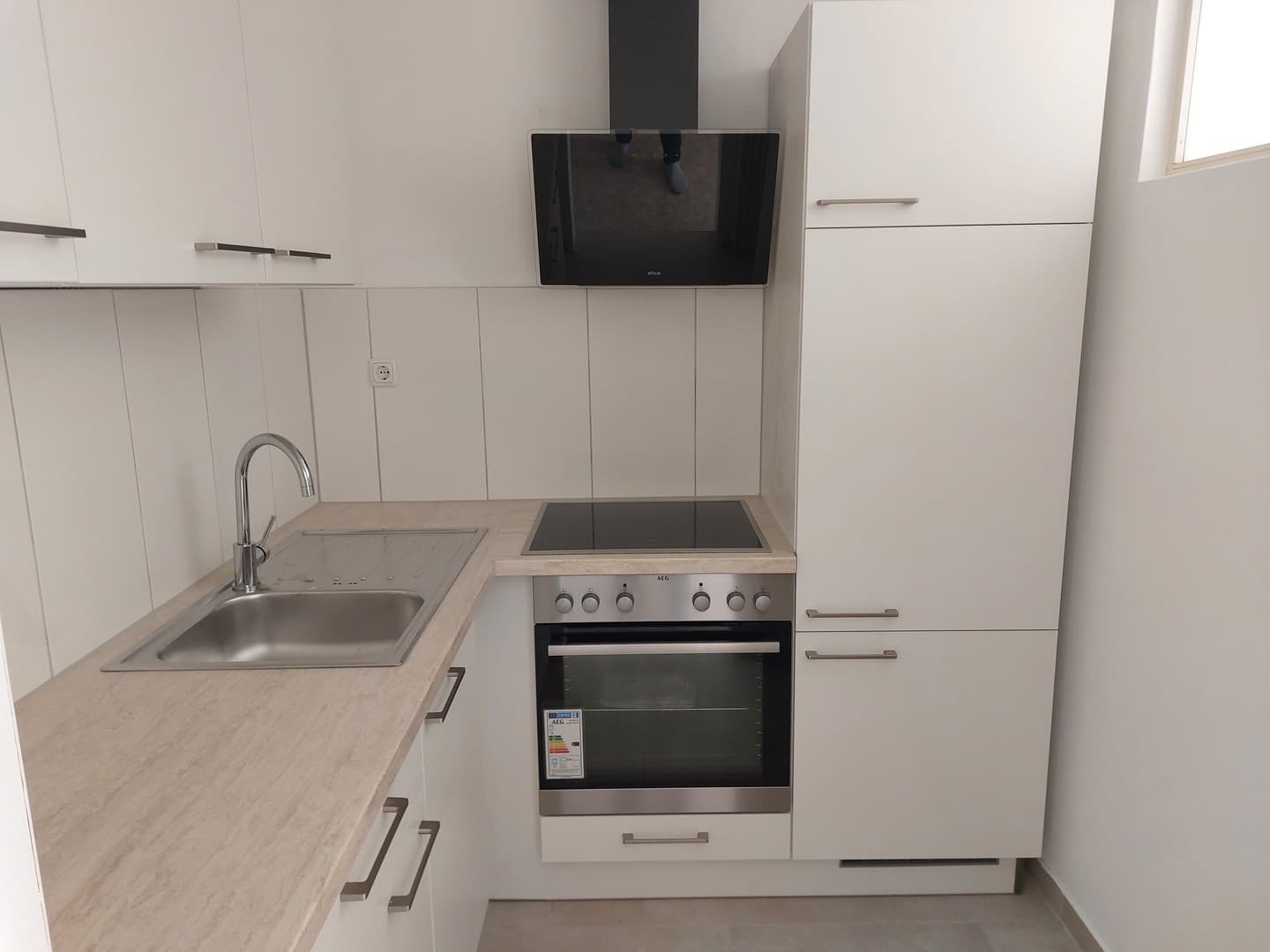 Komplett möbliertes Apartement, nur für Wochenendheimfahrer u. Berufspendler, renoviert