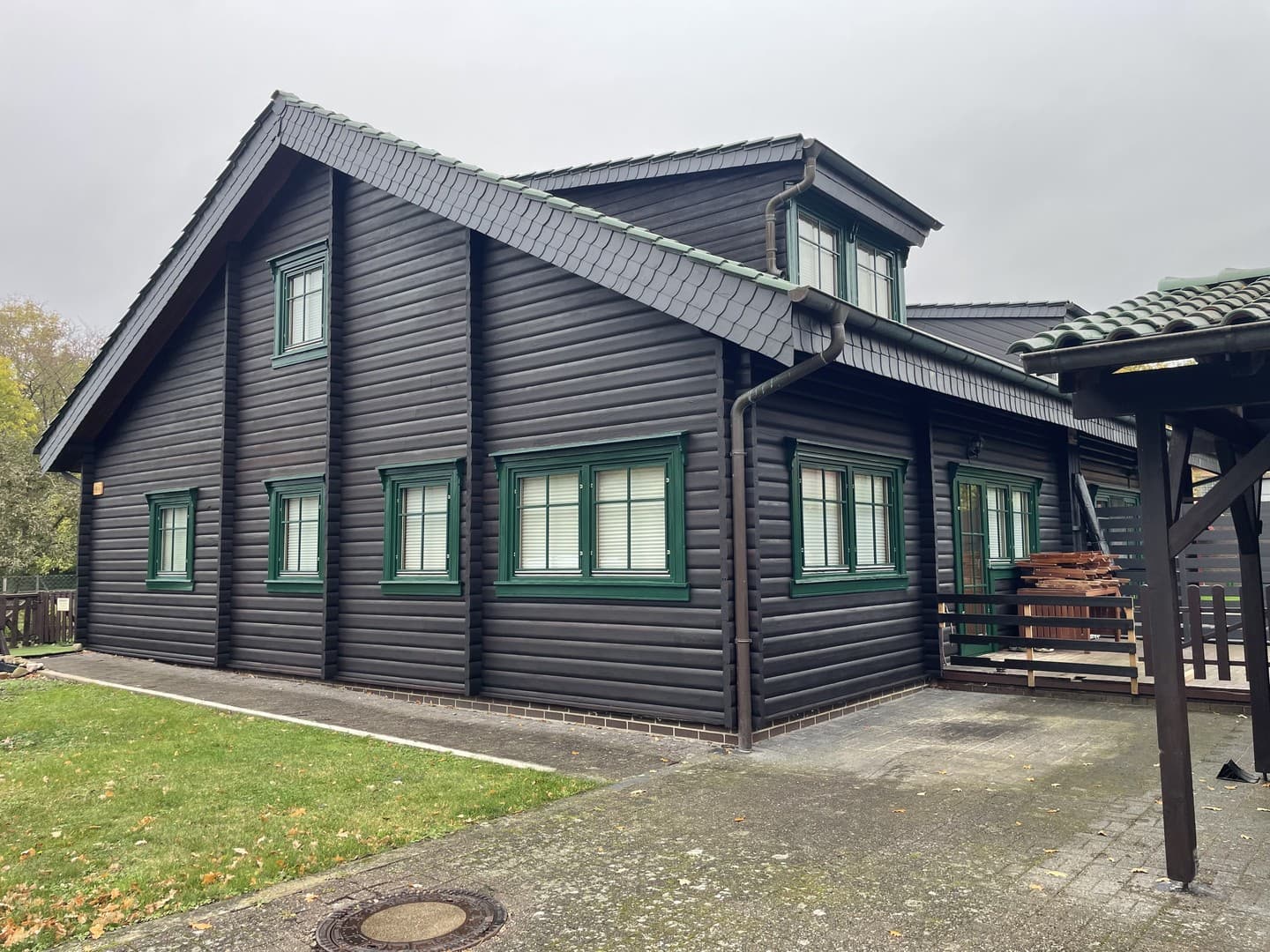 Provisionsfreie Doppelhaushälfte in Hohenhameln-Mehrum Blockbohlenhaus DHH EEK B