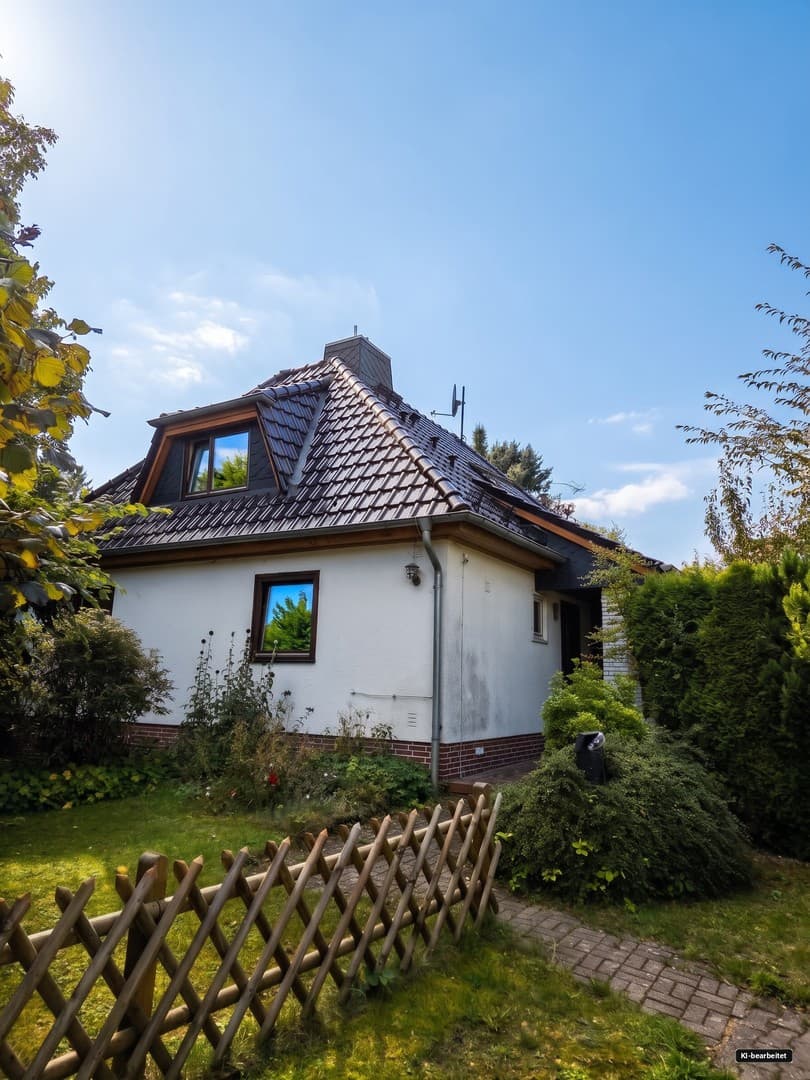 1.081 m² GRUNDSTÜCK Altbestand mit Potenzial für Sanierung oder individuelle Neubauplanung