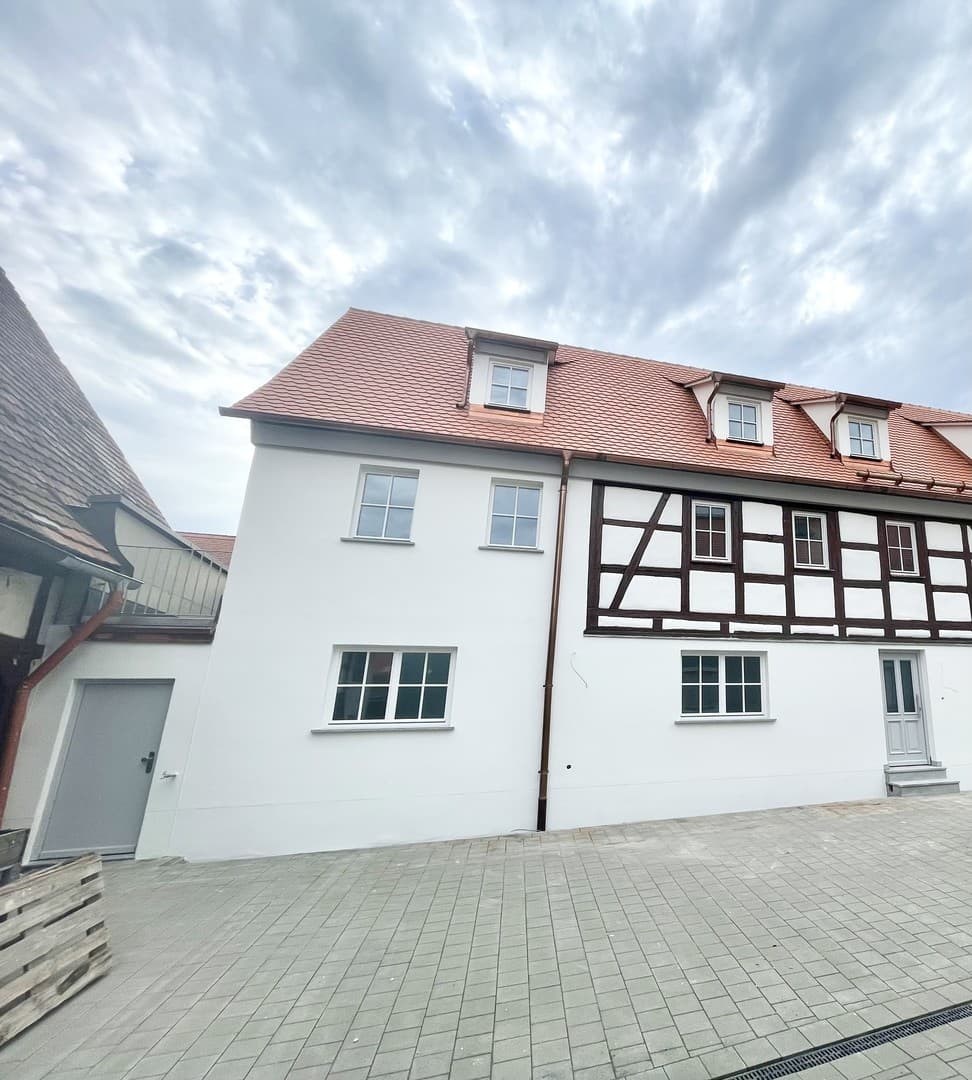 Doppelhaus - 6 Zimmer - Fachwerk