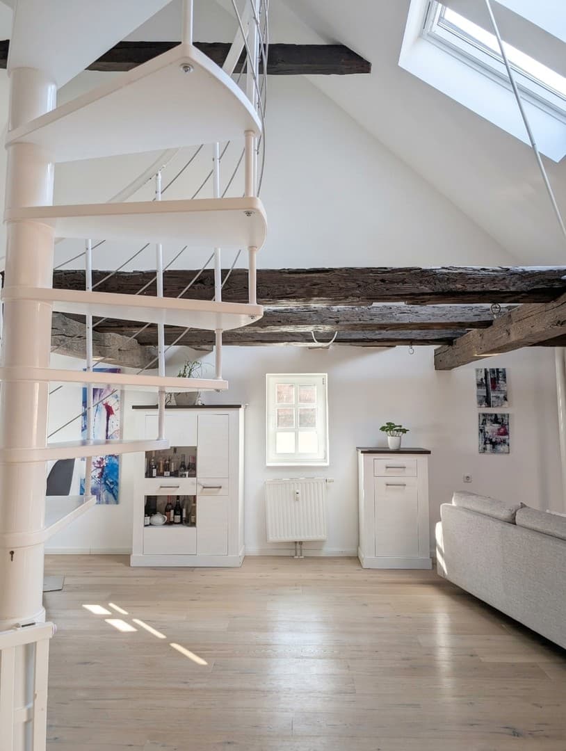 Sanierte 140qm Maisonette Wohnung - Provisionsfrei