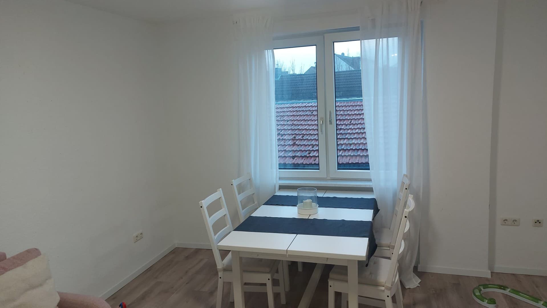 Helle und modernisierte 3-Zimmer mit Einbauküche in Merzenich