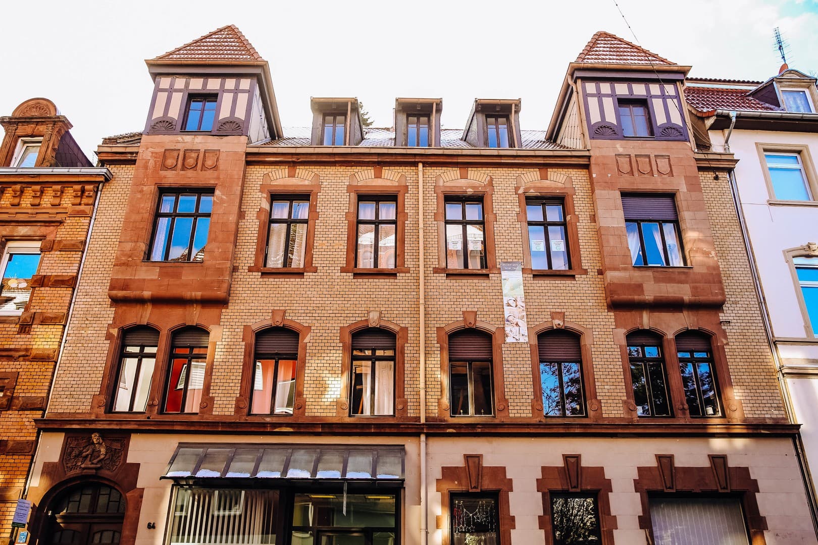 einzigartige 6 ZKB Maisonette Wohnung + Dachterrasse, historischer Altbau, Talstraße 64, Saarbrücken
