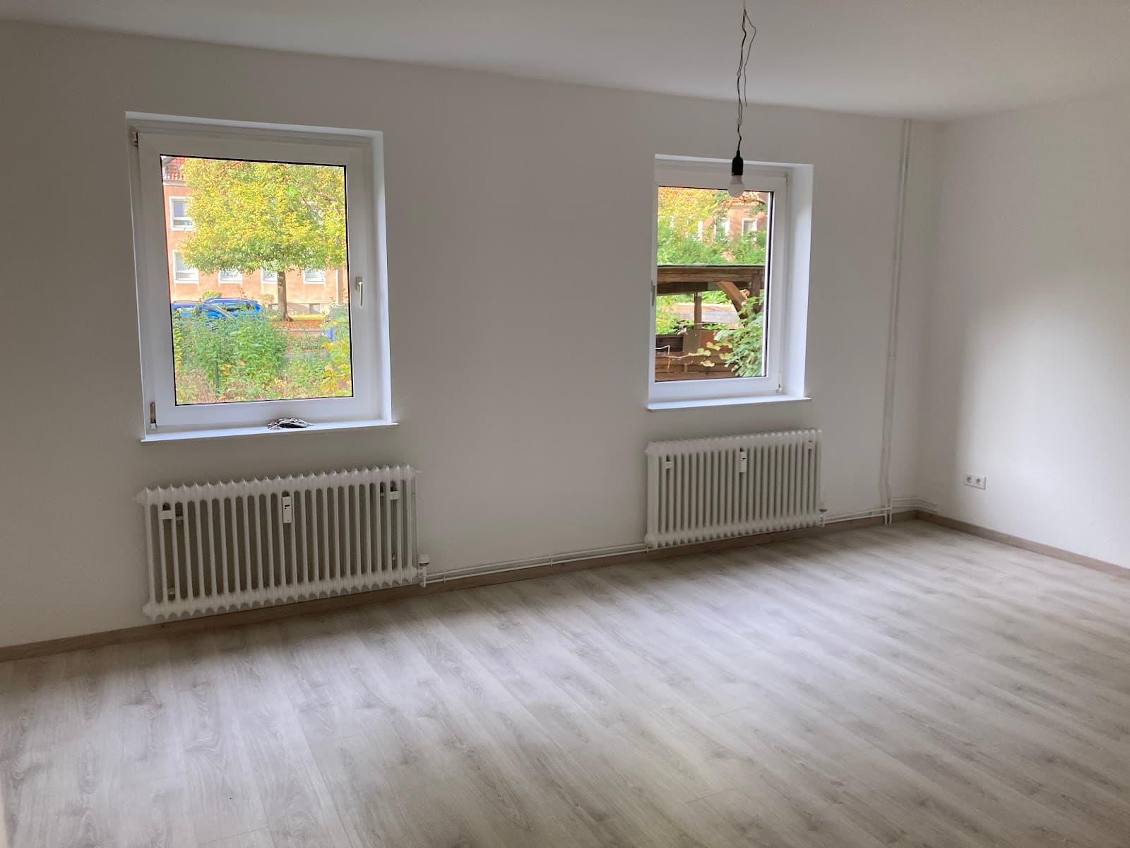 Wohnen im Grünen: Geräumige 3-Zimmerwohnung in familienfreundlicher Lage
