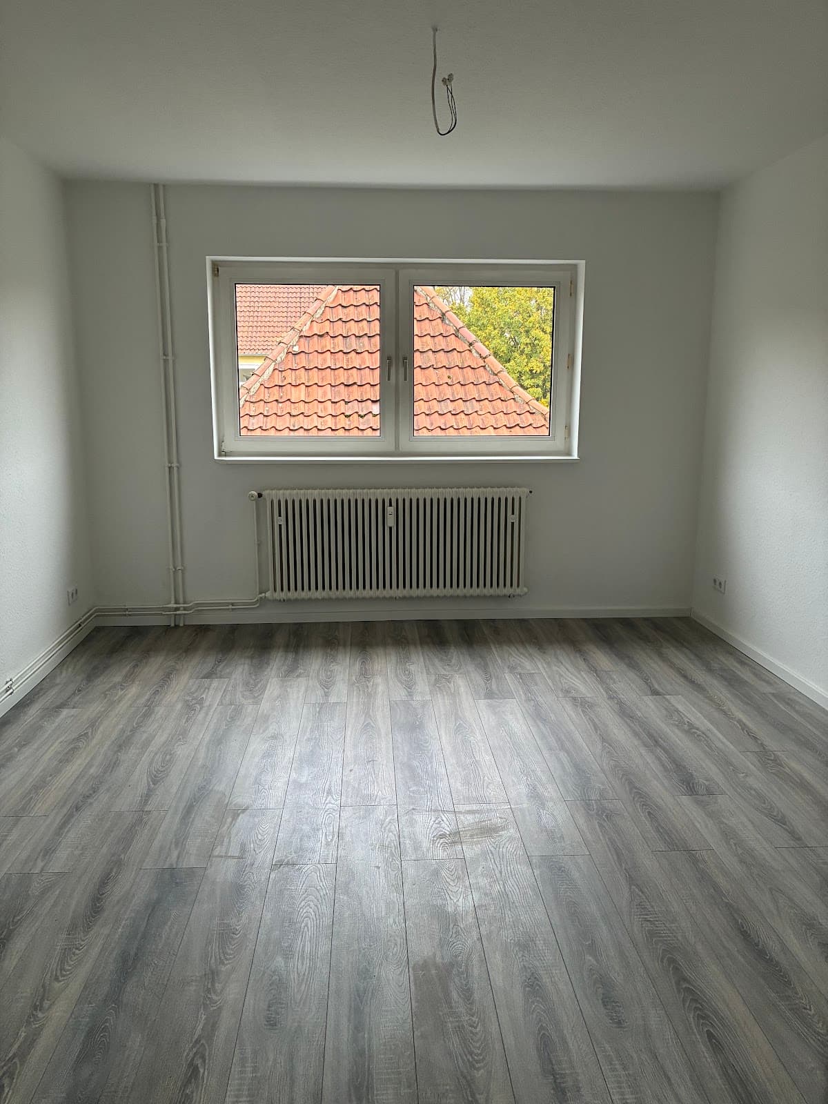 Zentral. Hell. Bezugsfertig – 3 Zimmer mit Balkon im Herzen der Stadt
