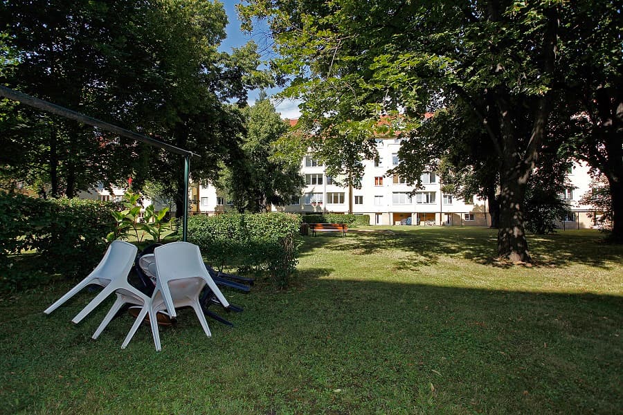 Schick sanierte 2-Zimmer-Wohnung in ruhiger, grüner Lage