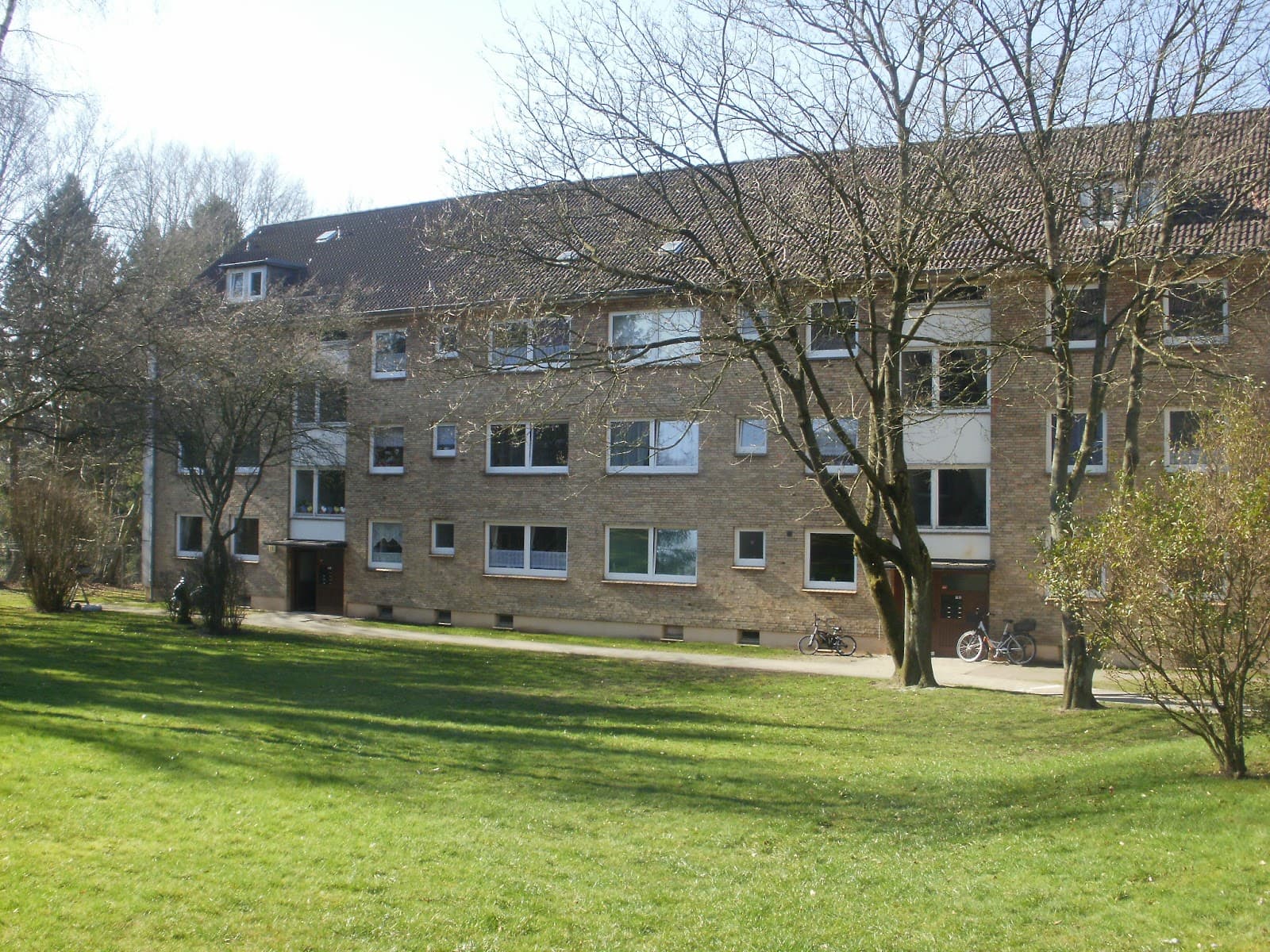 +++ Nachmieter für geräumige 4-Raum-Wohnung gesucht +++