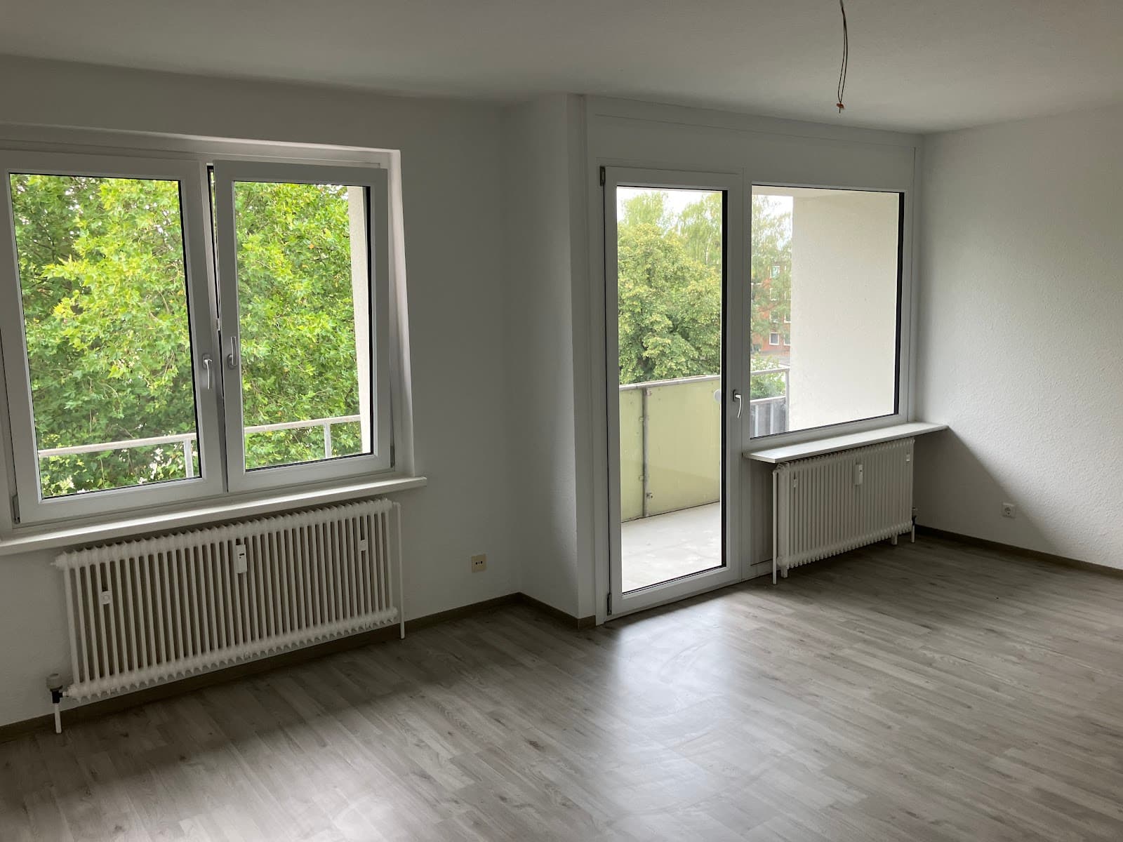 Schöne Wohnung mit Balkon – ideal für Paare & kleine Familien