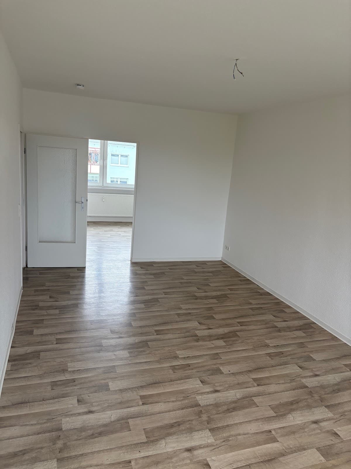 3- Zimmer Wohnung in Fünfeichen - ab sofort