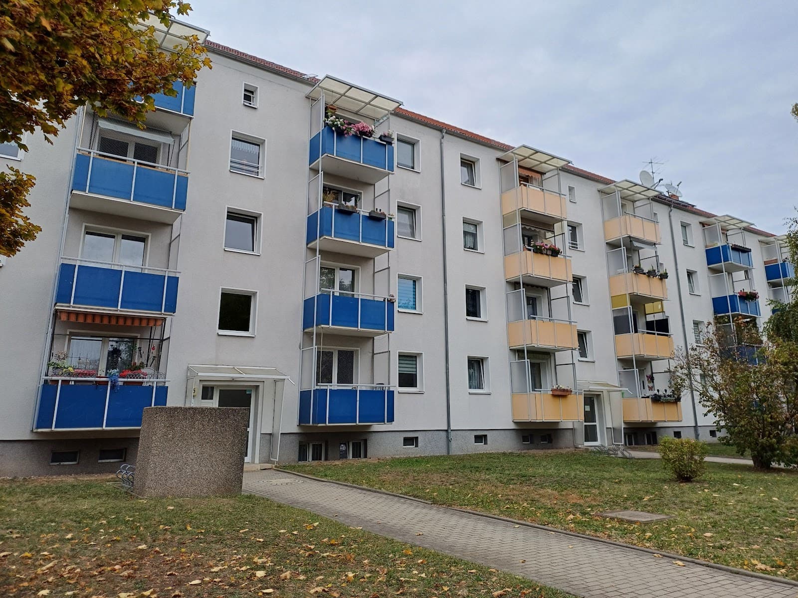 Schöner wohnen bei der TAG Wohnen - 3. OG rechts