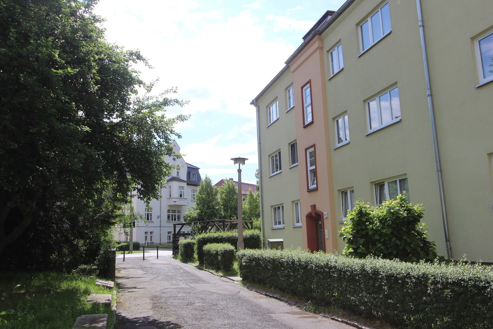 Perfekt für junge Leute - Kleine preiswerte gemütliche Wohnung in Altenburg Südost!