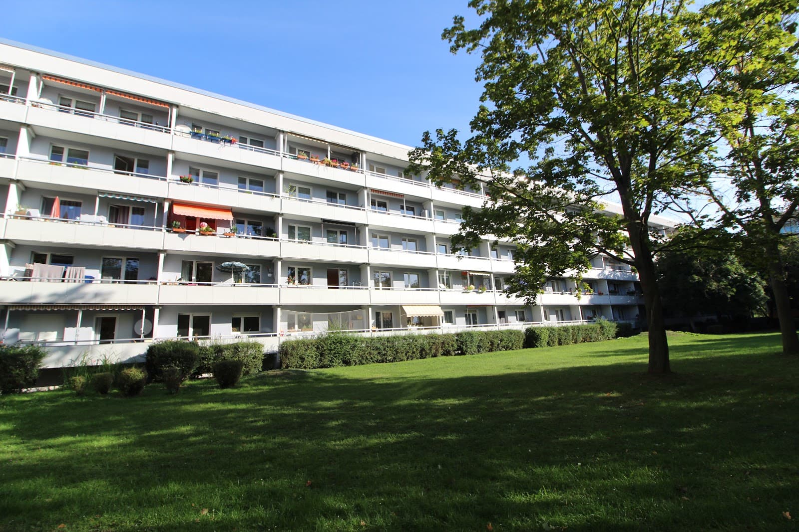 * Schicke Pärchenwohnung * separate Küche *