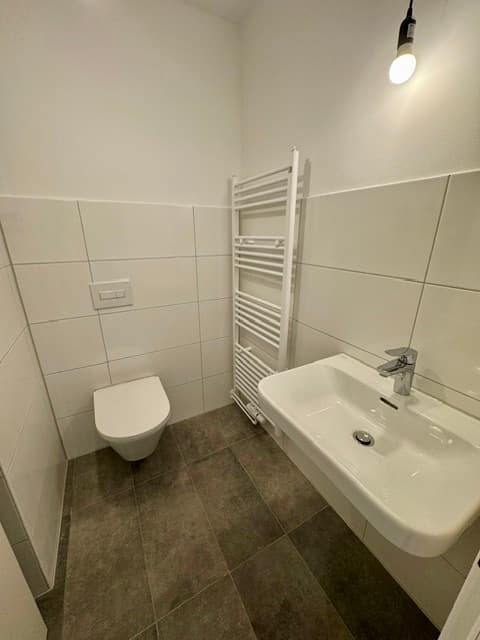 Erstbezug nach Sanierung - 2 Zimmer Wohnung mit Balkon!